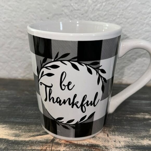 Be Thankful Plaid Ceramic Mug 12 Oz - Royal Norfolk Dishwasher & Microwave Safe - Picture 1 of 5